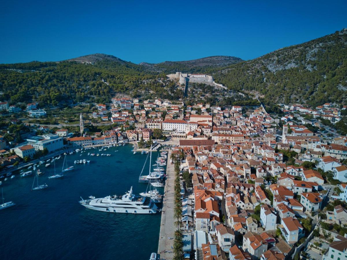 Sunrise Apartment Hvar Хвар Екстериор снимка